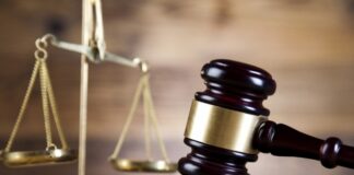 Непълнолетен шофьор предизвика преследване и катастрофа в Пловдив