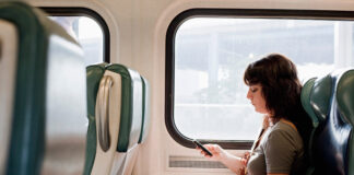 БДЖ стартира кампания „Чети във влака”