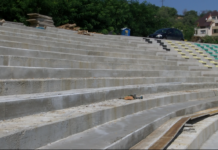 Обновяват още от трибуните за домакините на стадион „Шипка“