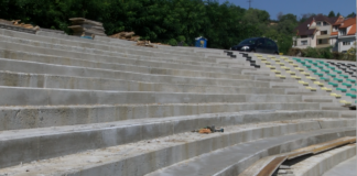 Обновяват още от трибуните за домакините на стадион „Шипка“