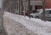 Асеновград след обилния снеговалеж – почистени ли са тротоари, алеи, спирки