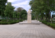 Тази седмица е първият от задължителните зрелости изпити