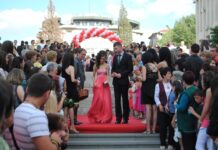 Асеновград ще изпрати своите абитуриенти тази вечер