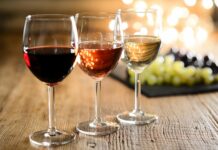 Приемът на проби на вина за конкурса „Най-добро домашно вино“ приключи