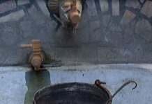 За 29-ти път руйно вино потече от чешмата пред Рибната църква