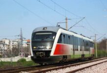 15 400 допълнителни места във влаковете за Коледа и Нова година