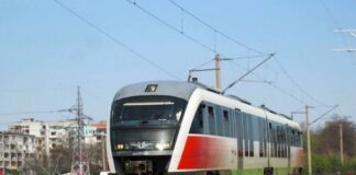 15 400 допълнителни места във влаковете за Коледа и Нова година