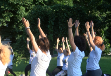 Със слънчеви поздрави отбелязахме Международния ден на йога