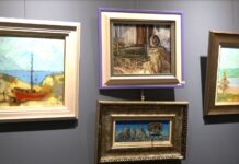 Отриха „Коледна изложба“ в Асеновград