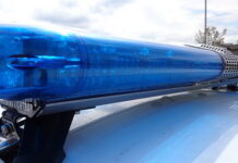 Лек автомобил се обърна по таван на Пловдивски булевард